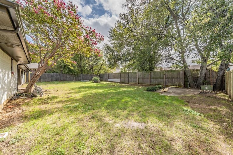 6704 Greenacres Drive, North Richland Hills TX 76182 - Photo 34
