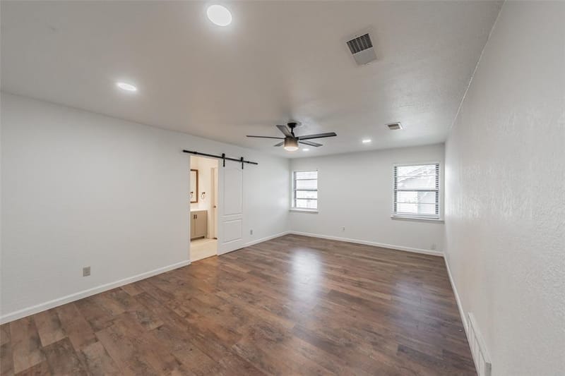 6704 Greenacres Drive, North Richland Hills TX 76182 - Photo 18