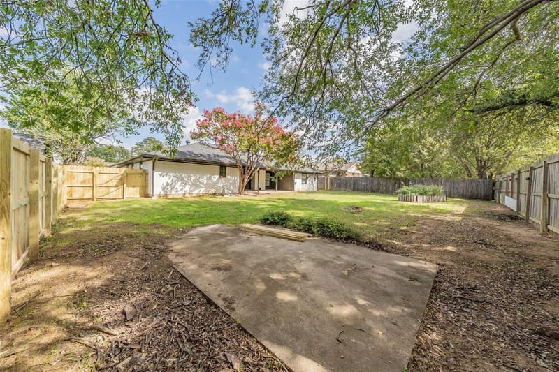 6704 Greenacres Drive, North Richland Hills TX 76182 - Photo 37