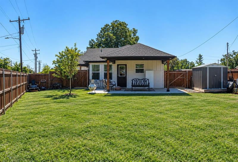 209 N Cleburne Whitney Road, Rio Vista TX 76093 - Photo 23