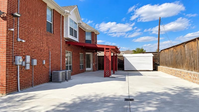 3832 Leon Drive, Carrollton TX 75010 - Photo 32