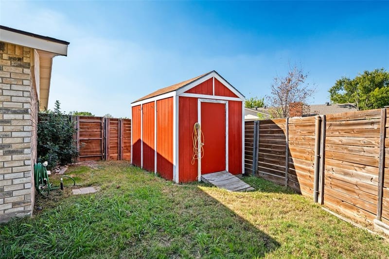 5644 Twitty Street, The Colony TX 75056 - Photo 9