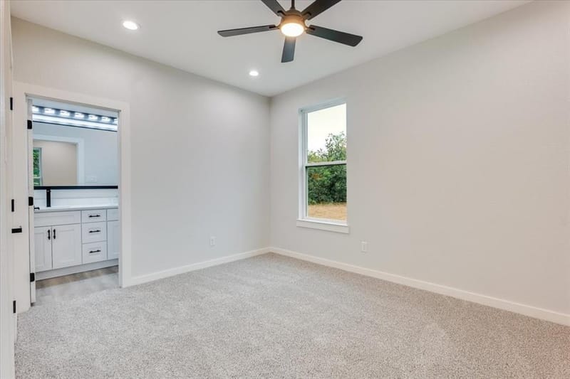 401 E Mulberry Street, Decatur TX 76234 - Photo 36