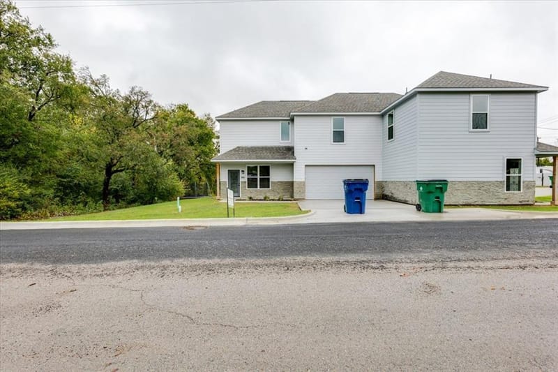 401 E Mulberry Street, Decatur TX 76234 - Photo 24