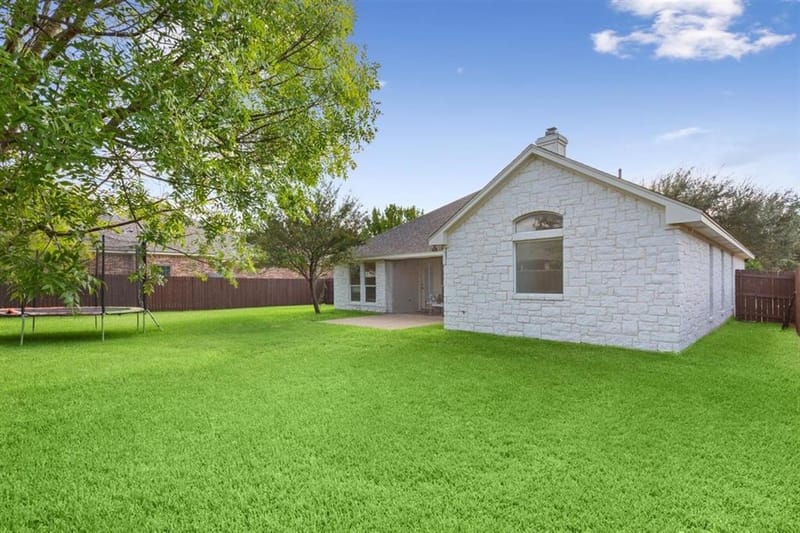 329 Edinburgh Lane, Waco TX 76712 - Photo 23
