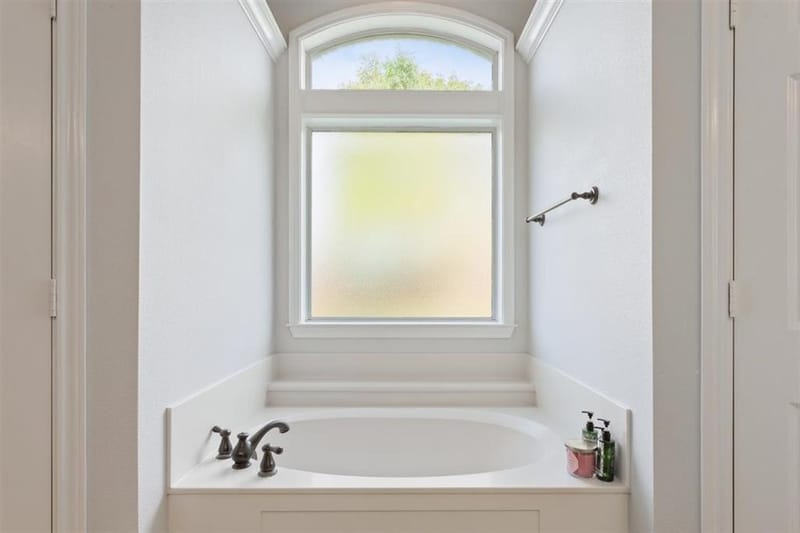 329 Edinburgh Lane, Waco TX 76712 - Photo 15