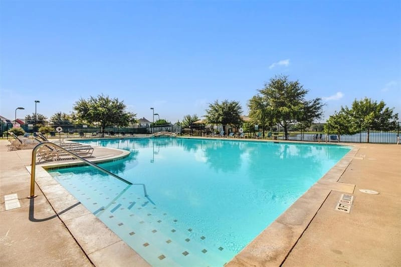 329 Edinburgh Lane, Waco TX 76712 - Photo 31