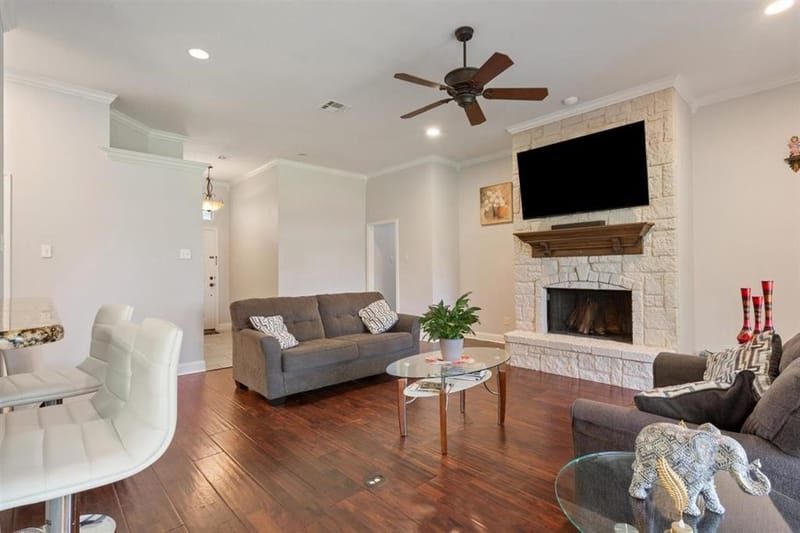 329 Edinburgh Lane, Waco TX 76712 - Photo 4