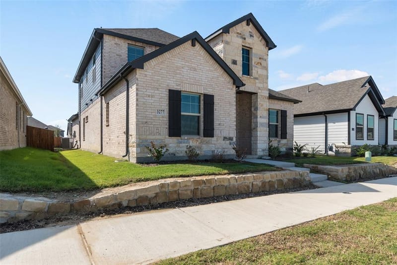 3277 Mint Springs Street, Fort Worth TX 76179 - Photo 2