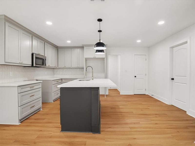 9059 Quinn Street, Dallas TX 75217 - Photo 13