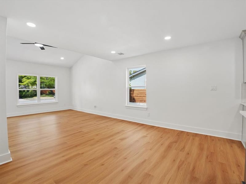 9059 Quinn Street, Dallas TX 75217 - Photo 12