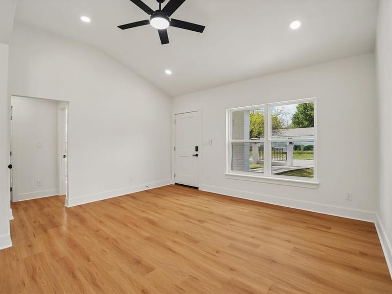 9059 Quinn Street, Dallas TX 75217 - Photo 10