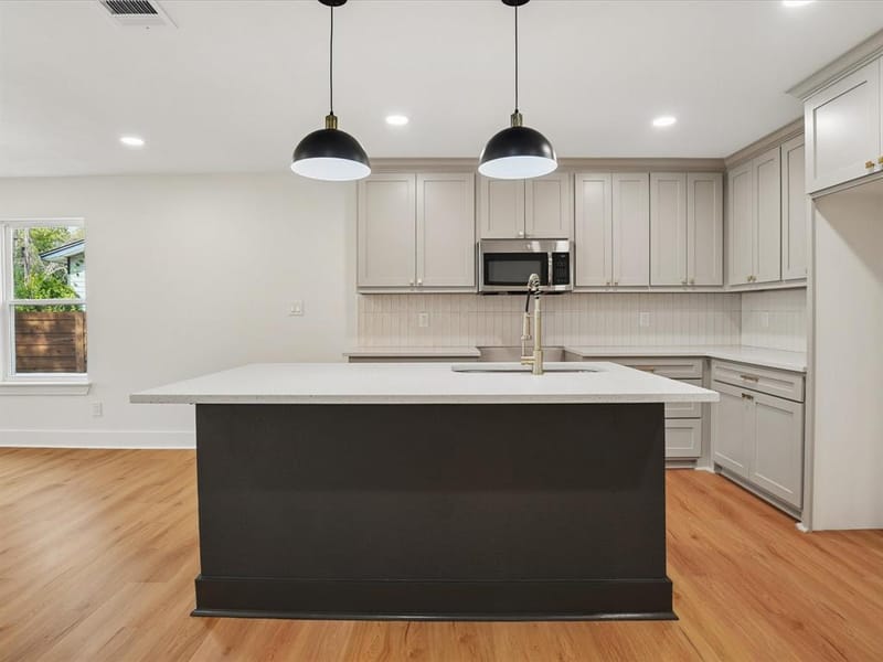 9059 Quinn Street, Dallas TX 75217 - Photo 15