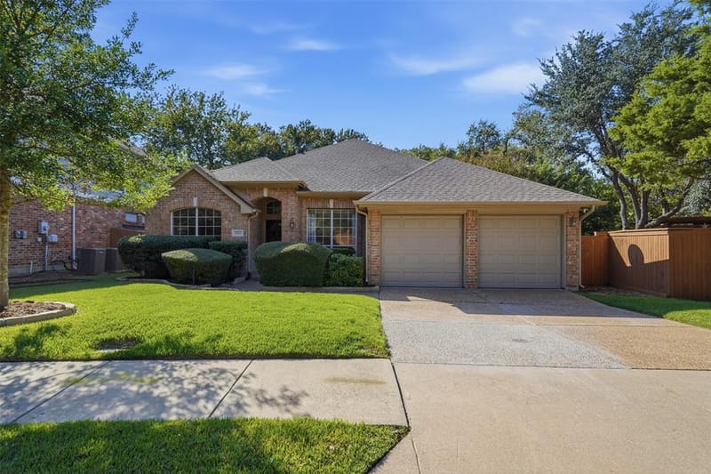 2902 Glen Hollow Court, McKinney TX 75072