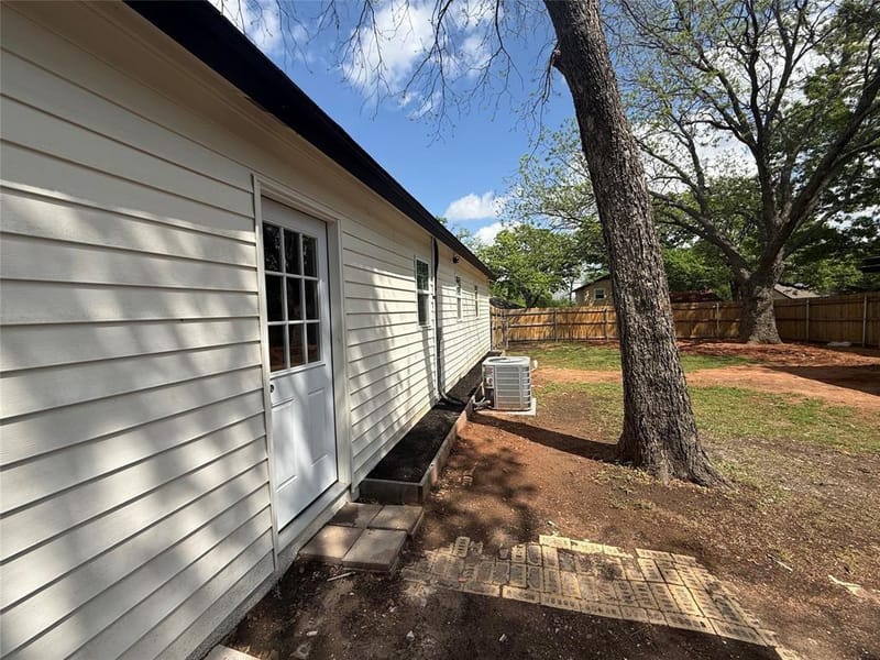 1200 Walker Drive, Hurst TX 76053 - Photo 32