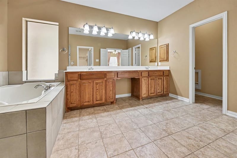 730 Pheasant Run Drive, Murphy TX 75094 - Photo 8
