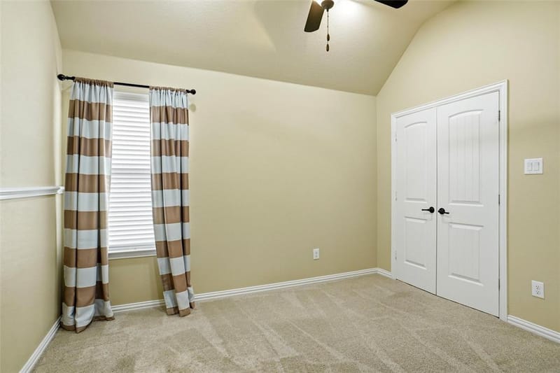 8301 Rock Valley Drive, Rowlett TX 75089 - Photo 27