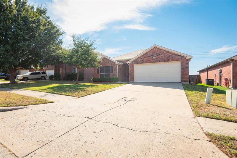1105 Antoinette Drive, Princeton TX 75407 - Photo 6