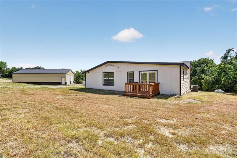 130 R And R Drive, Springtown TX 76082 - Photo 29