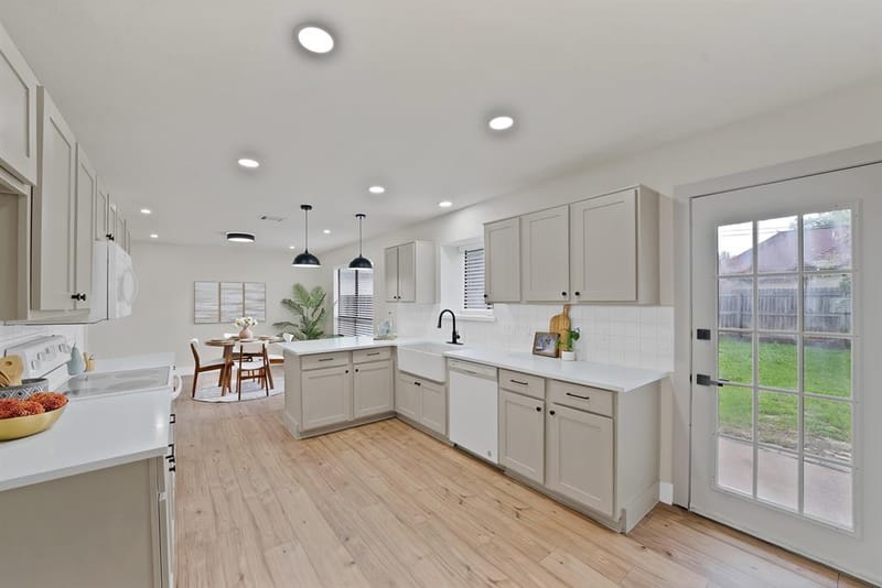 6005 Heatherglen Drive, Arlington TX 76017 - Photo 10