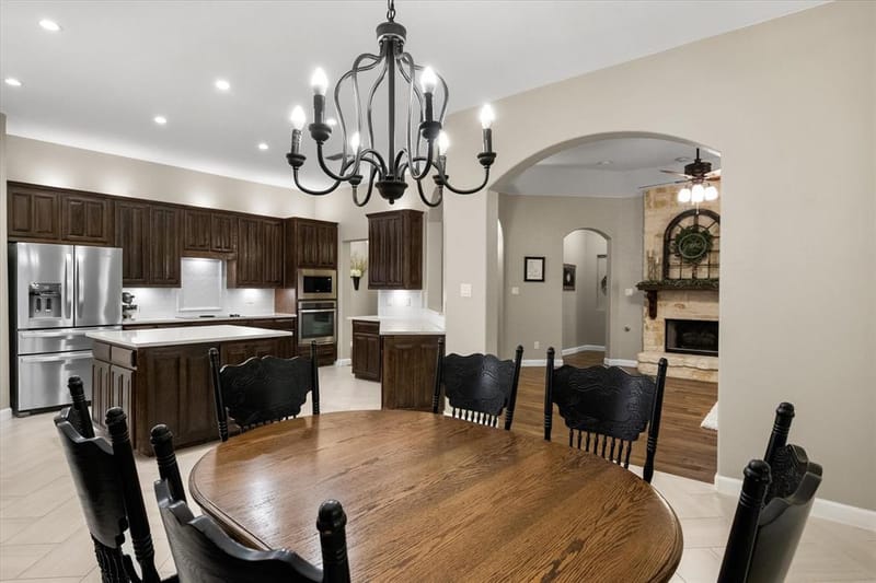 5 Fountain Court, Mansfield TX 76063 - Photo 2