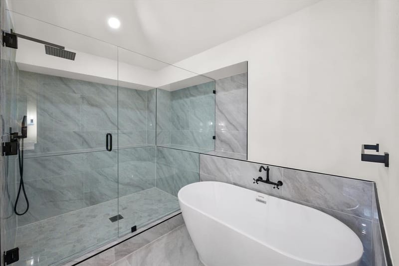3812 Yachtclub Drive, Arlington TX 76016 - Photo 16