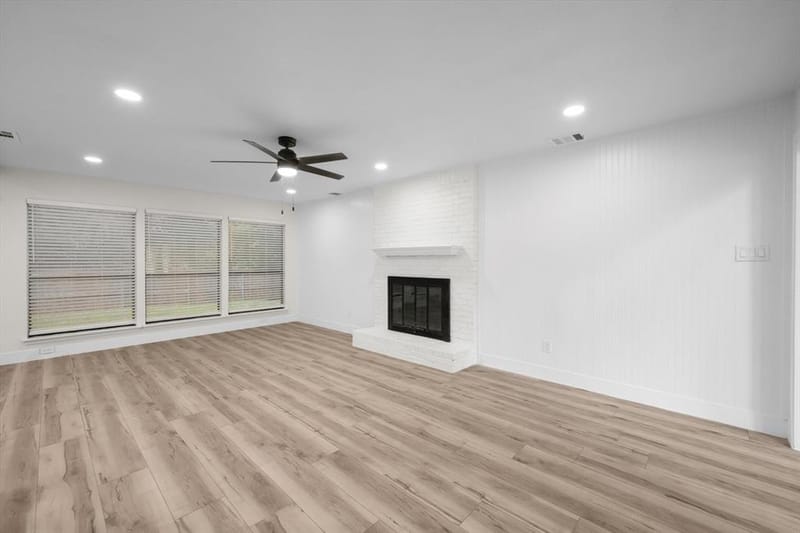 3812 Yachtclub Drive, Arlington TX 76016 - Photo 12