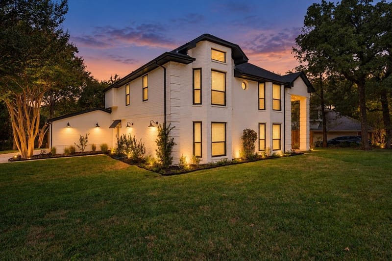 3812 Yachtclub Drive, Arlington TX 76016