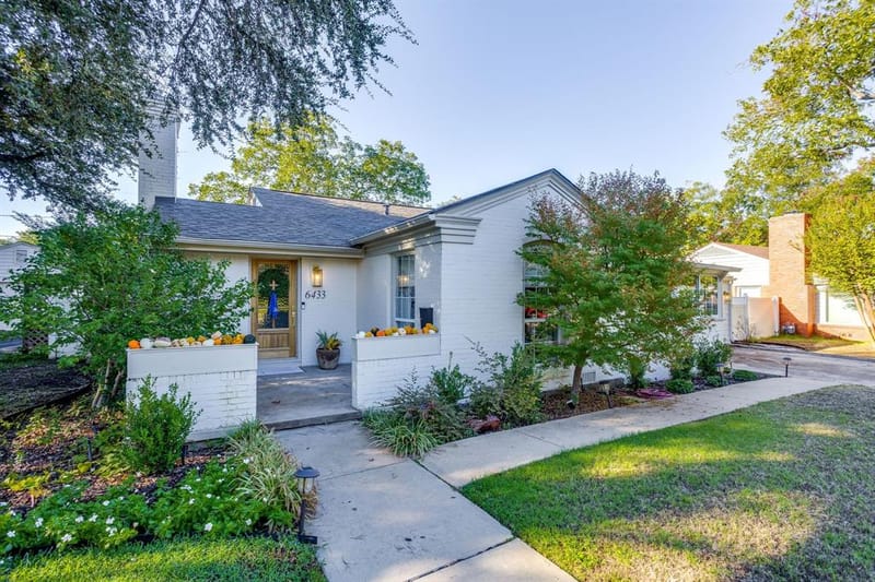 6433 Rosemont Avenue, Fort Worth TX 76116 - Photo 2