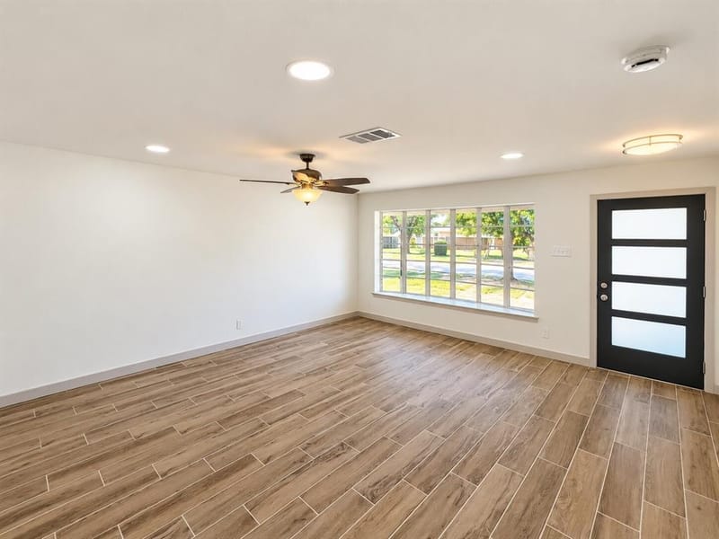 2551 Pinebluff Drive, Dallas TX 75228 - Photo 4