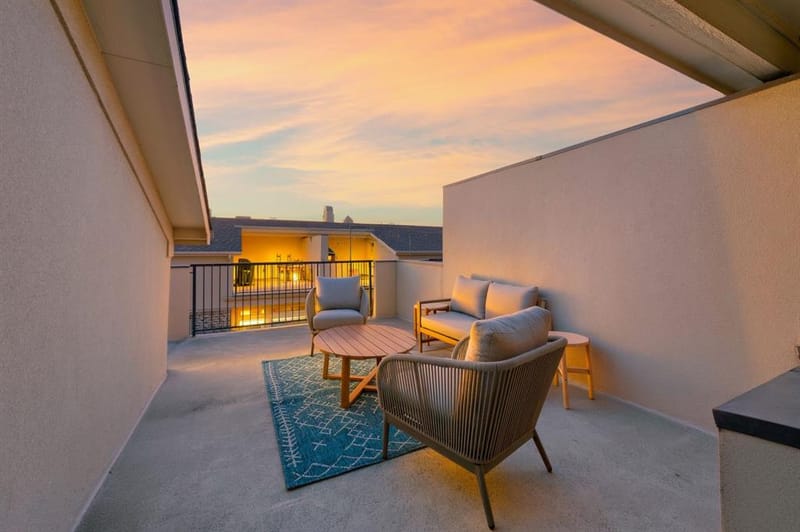 1303 Palm Springs Lane, Dallas TX 75204 - Photo 2