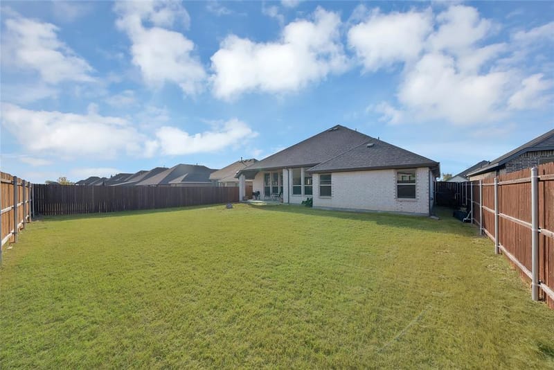 1066 Fleetwood Drive, Justin TX 76247 - Photo 26