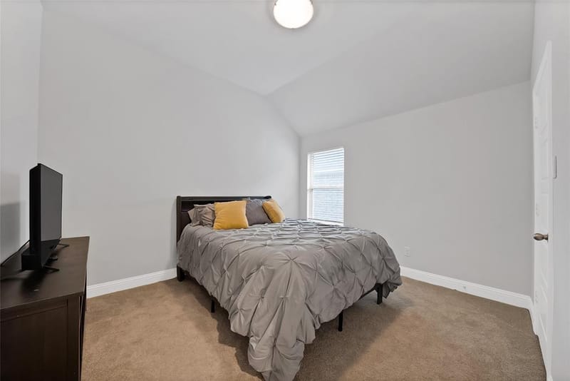 1066 Fleetwood Drive, Justin TX 76247 - Photo 5