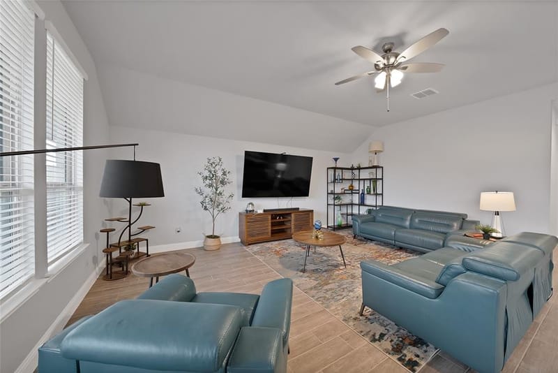1066 Fleetwood Drive, Justin TX 76247 - Photo 10