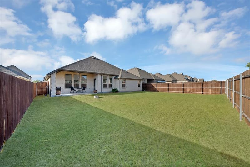 1066 Fleetwood Drive, Justin TX 76247 - Photo 25