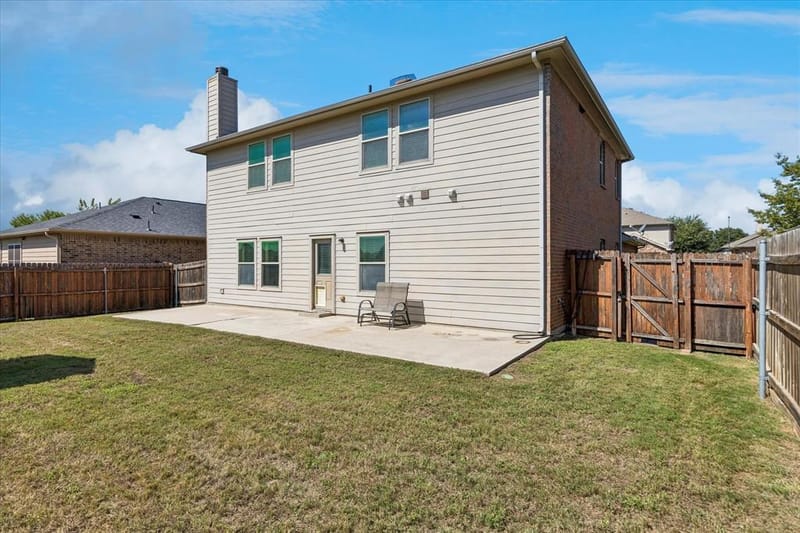 12233 Big Rock Drive, Rhome TX 76078 - Photo 23