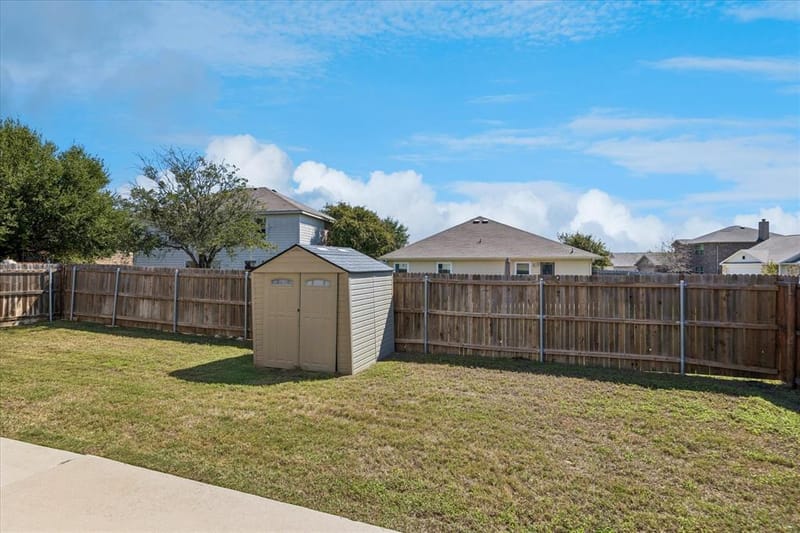12233 Big Rock Drive, Rhome TX 76078 - Photo 24