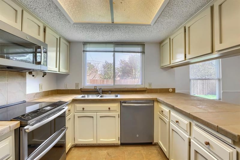 6604 Brookdale Drive, Watauga TX 76148 - Photo 13