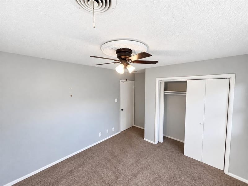 761 Thomas Avenue, Hurst TX 76053 - Photo 7