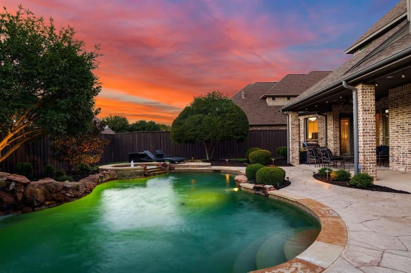 10237 Woodbury Drive, Frisco TX 75033 - Photo 32