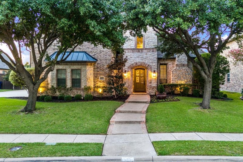 10237 Woodbury Drive, Frisco TX 75033