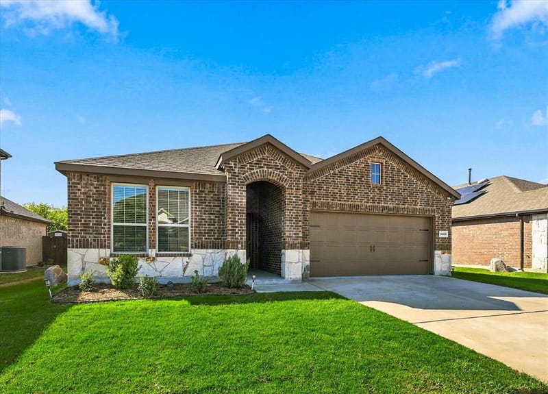 4109 Harvest Glen Drive, Denton TX 76208