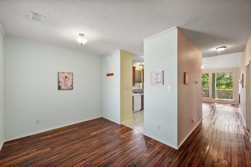 4908 Glenscape Court, Fort Worth TX 76137 - Photo 10