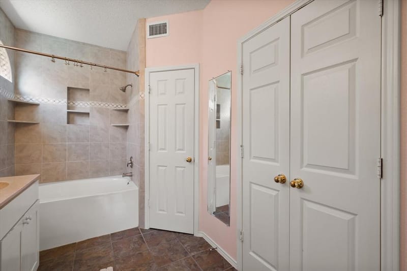 4908 Glenscape Court, Fort Worth TX 76137 - Photo 21