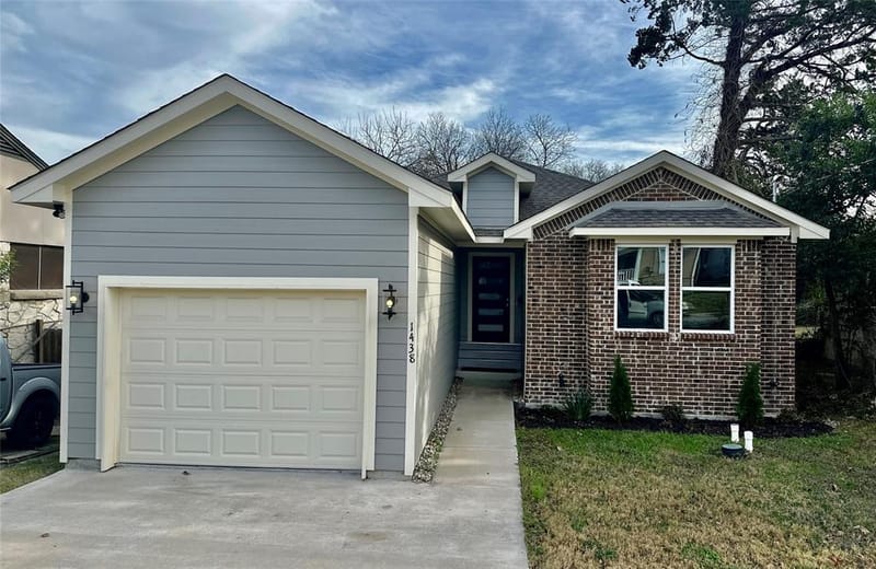 1438 E Waco Avenue, Dallas TX 75216 - Photo 14