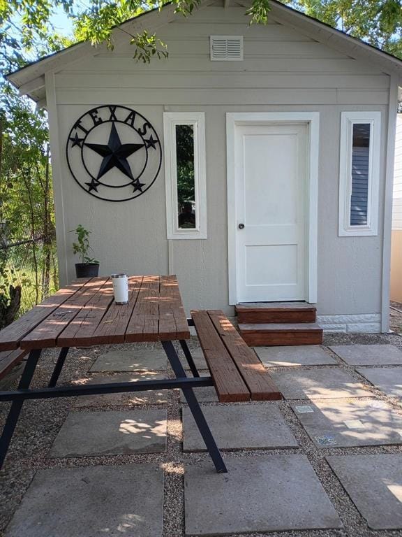 2671 Moffatt Avenue, Dallas TX 75216 - Photo 8