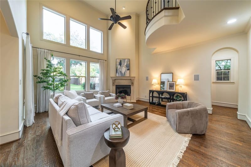 6363 Vanderbilt Avenue, Dallas TX 75214 - Photo 2