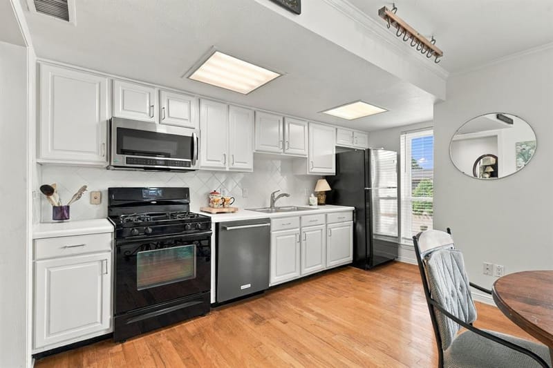 15930 Stillwood Street # 2070, Dallas TX 75248 - Photo 5