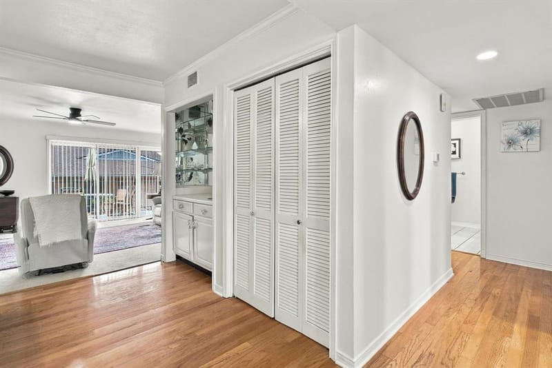 15930 Stillwood Street # 2070, Dallas TX 75248 - Photo 10