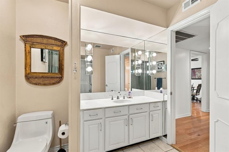 15930 Stillwood Street # 2070, Dallas TX 75248 - Photo 18